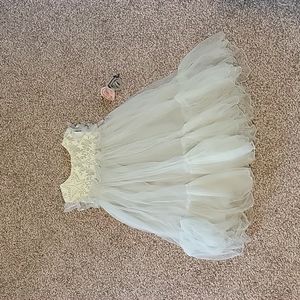 Girls dress